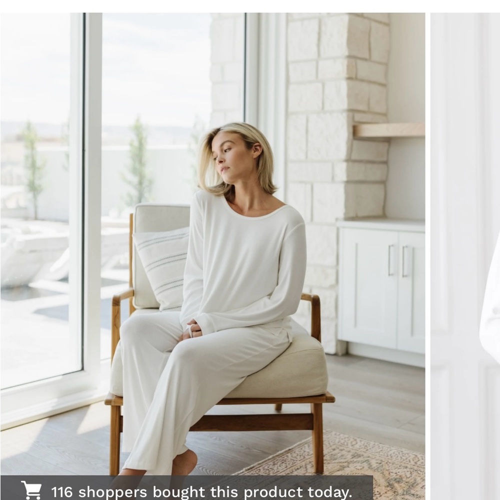 White cozy earth rib knit long sleeve lounge top